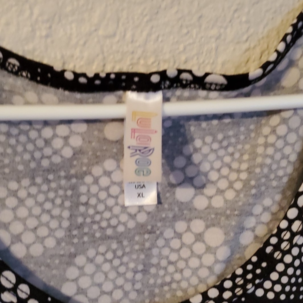 Lularoe - Picture 2 of 3